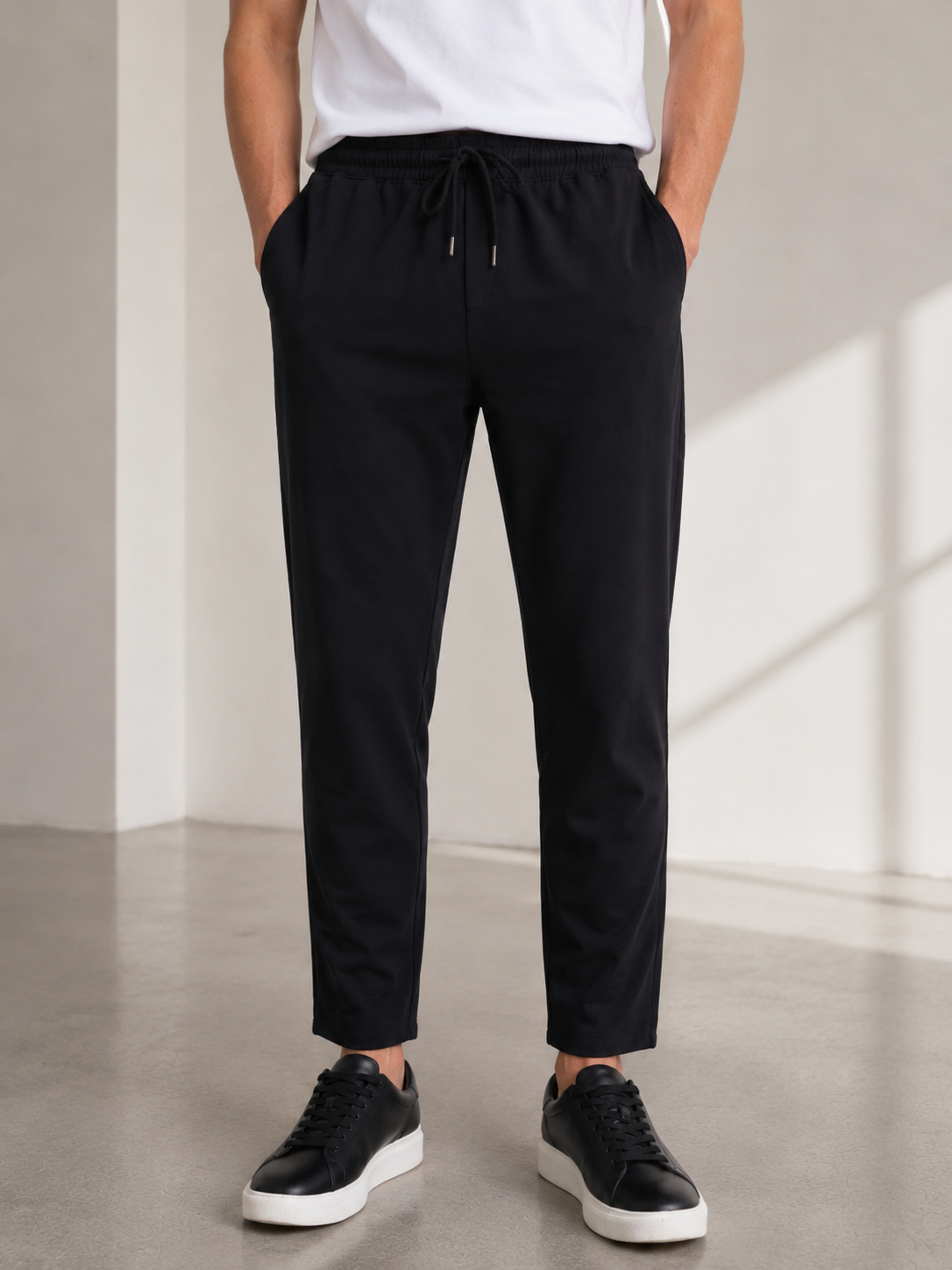 Studio Siyah Jogger Pantolon - Pantolon fason üretim görsel 2